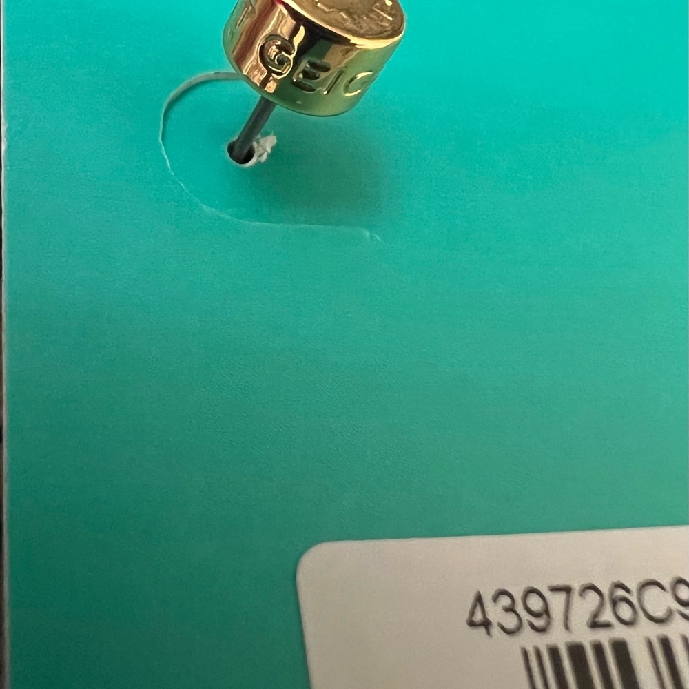 Kurt Geiger Rhinestone Gold Stud Earrings (R$88) NWT - Picture 6 of 6